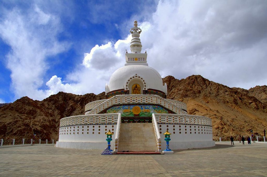 Shanti_Stupa